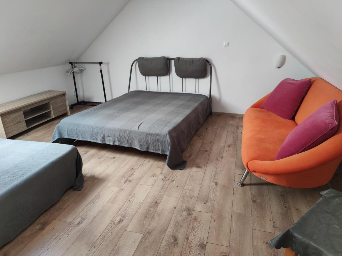 Attic Parkview Apartment 피에슈타니 외부 사진