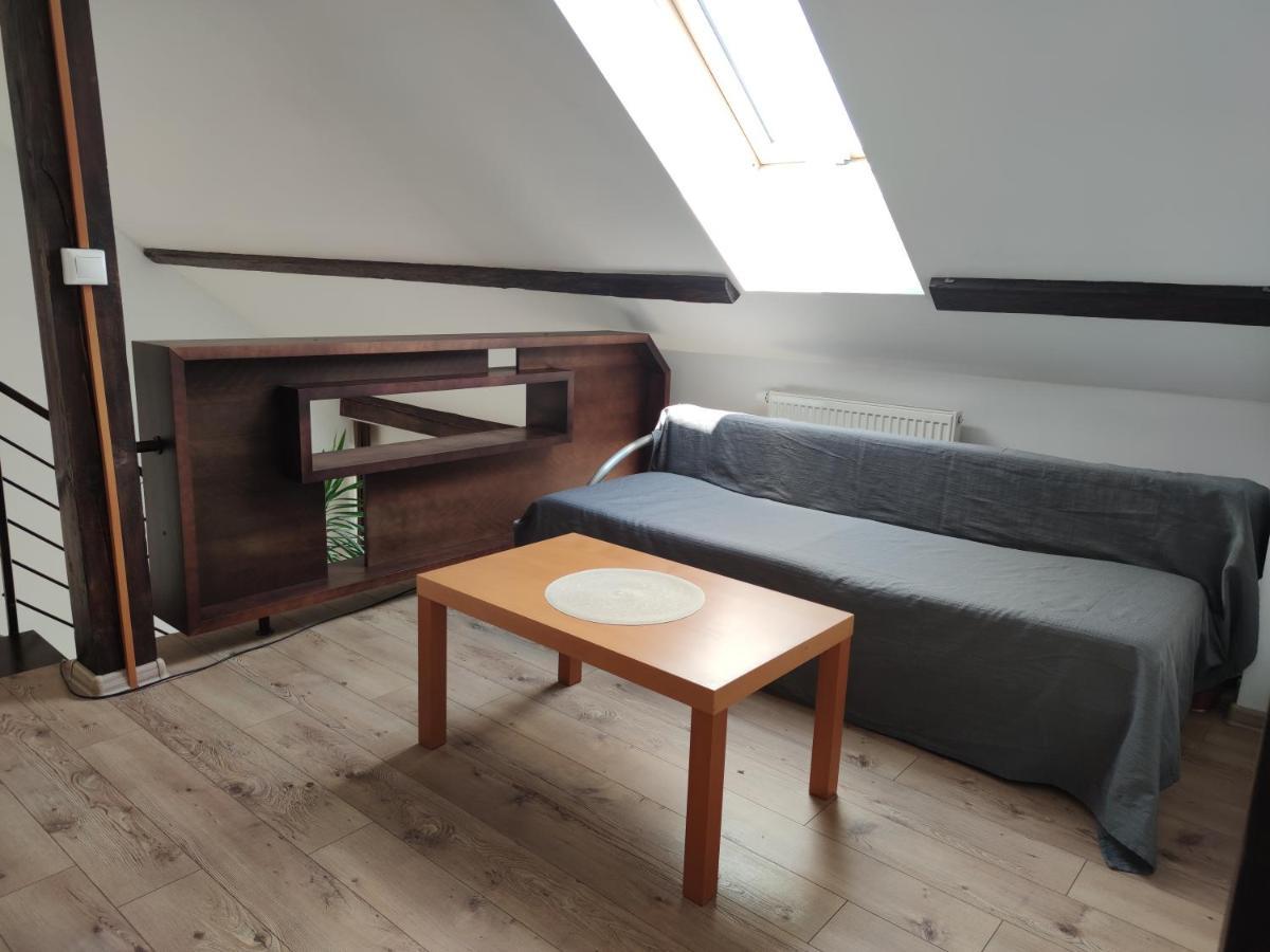Attic Parkview Apartment 피에슈타니 외부 사진